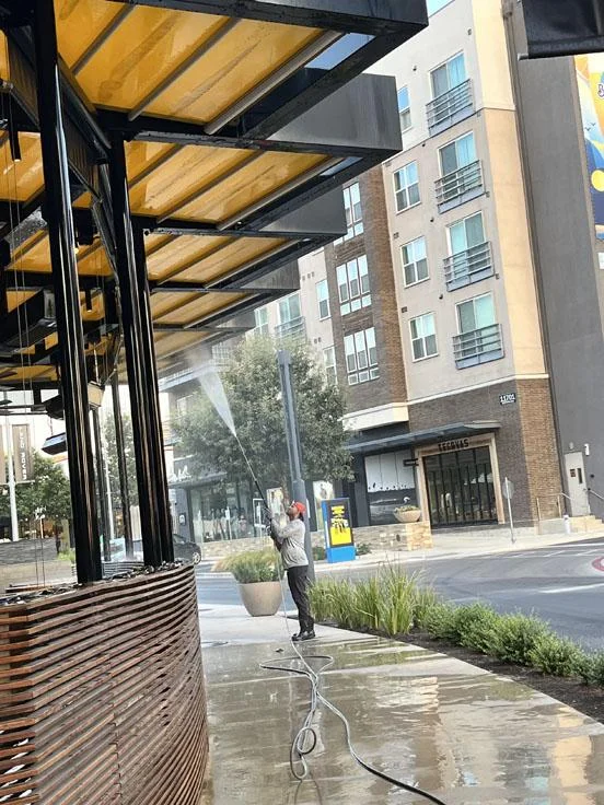 Powerwashing a commercial restaurant
