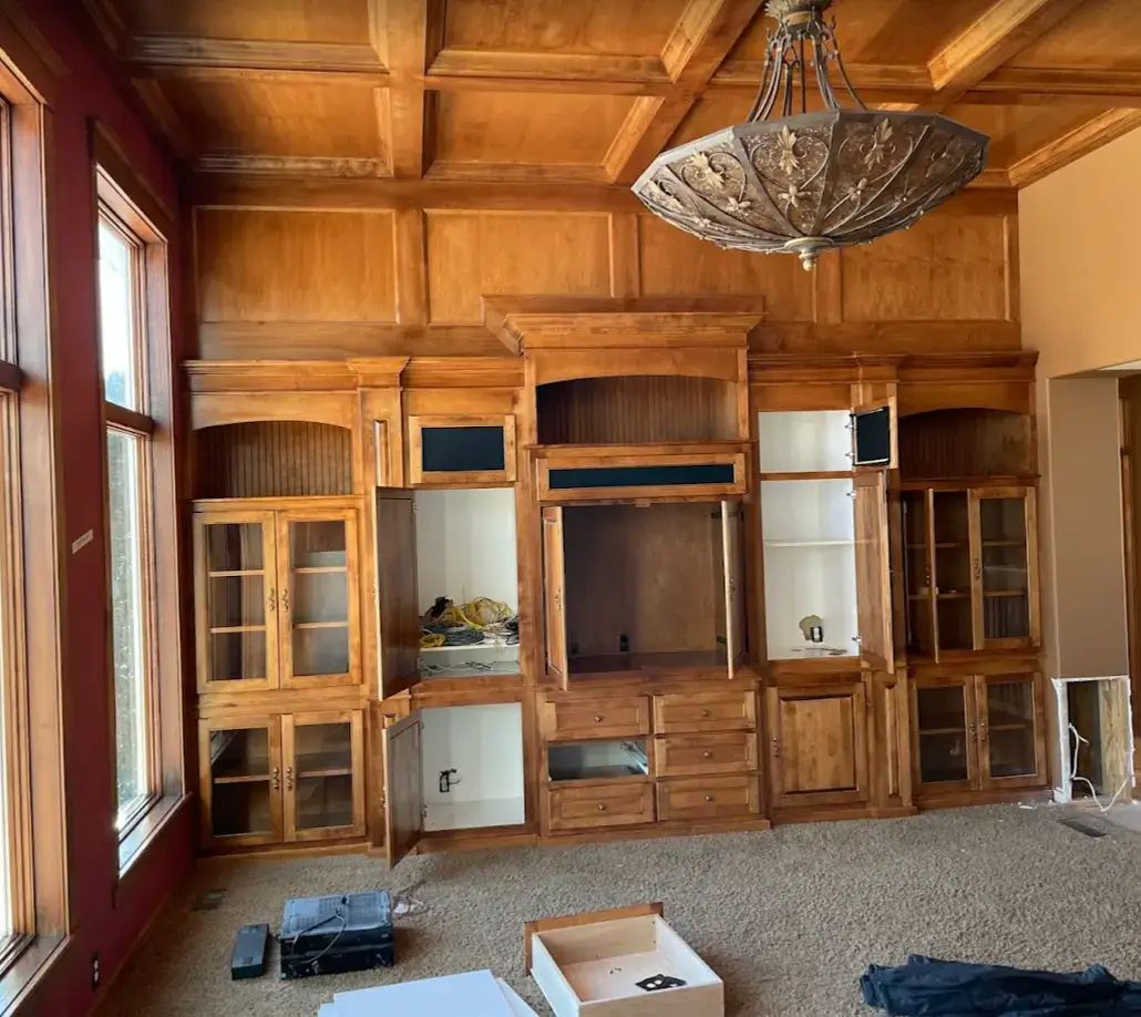 Before — Living room repainted by WOW 1 Day Painting